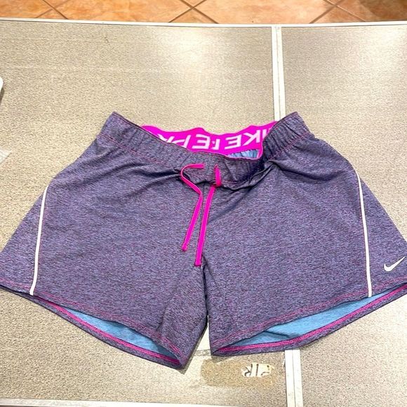 Nike Pro Dri Fit Women’s Shorts size M drawstring super NICE! - Picture 1 of 5